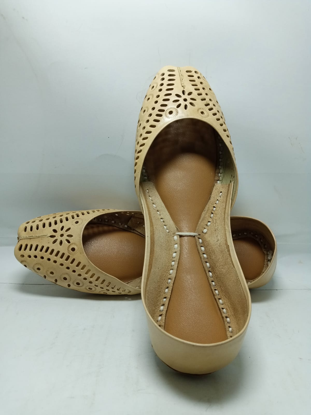 Jeniius 'Ayla' Handcrafted Leather Khussa | Sunlight Punchwork Flats