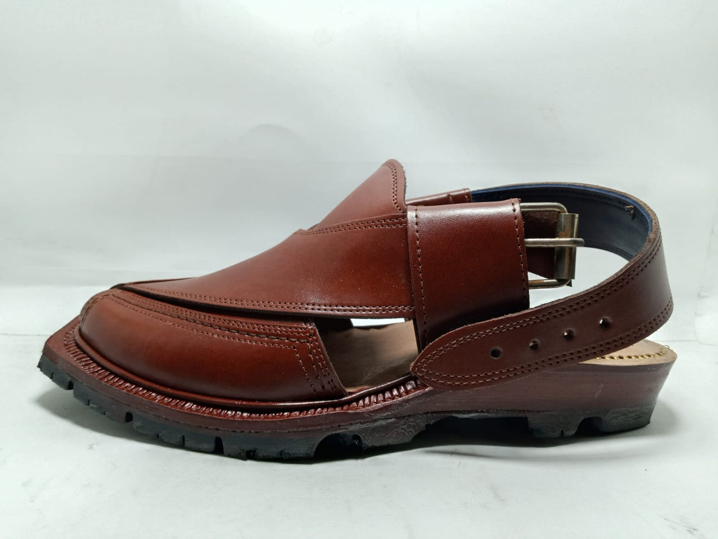 Men’s Norozi Khairi Chappal – Heritage-Inspired Leather Footwear