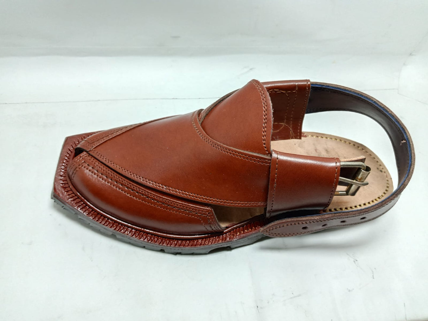 Men’s Norozi Khairi Chappal – Heritage-Inspired Leather Footwear