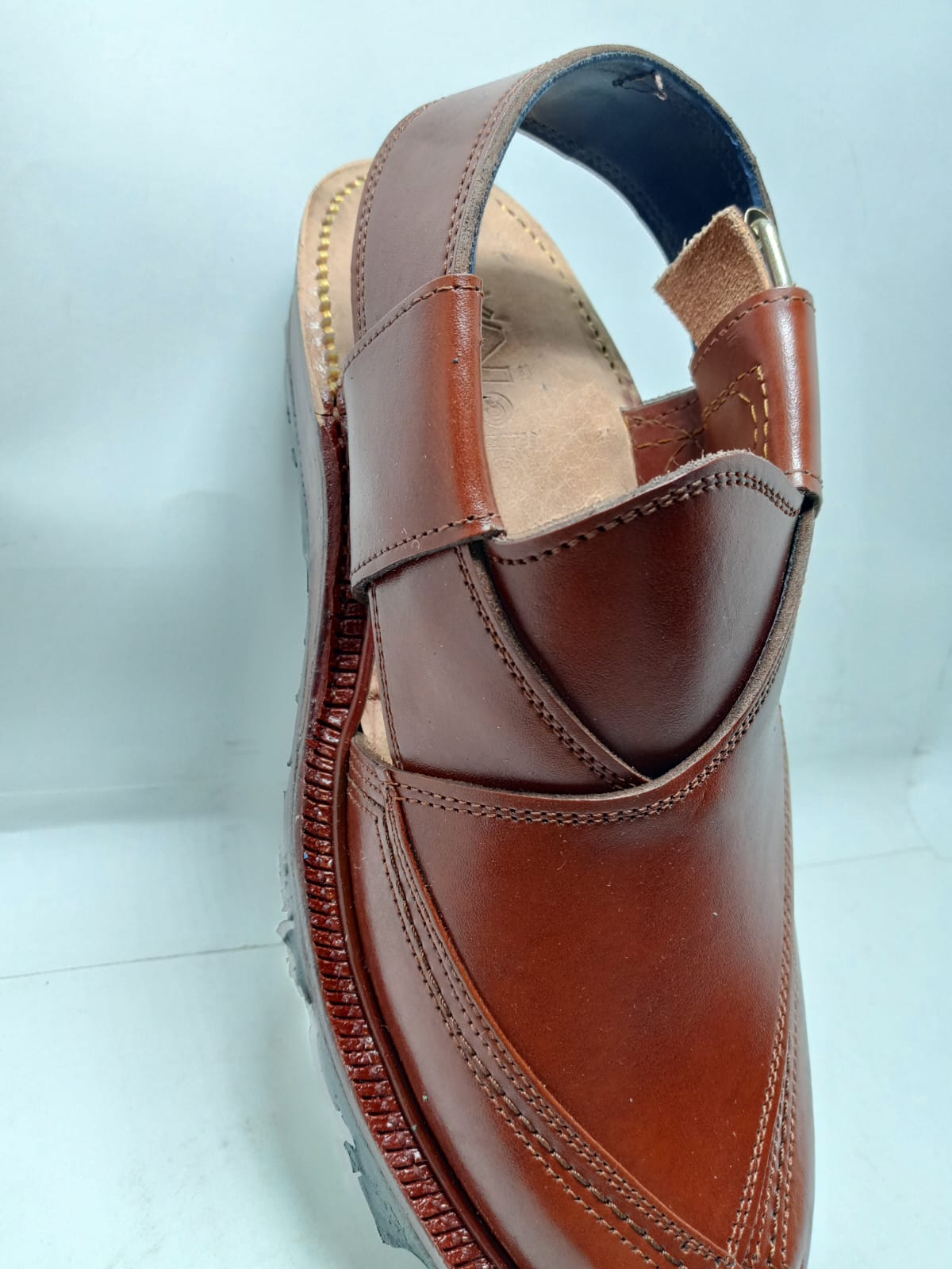 Men’s Norozi Khairi Chappal – Heritage-Inspired Leather Footwear
