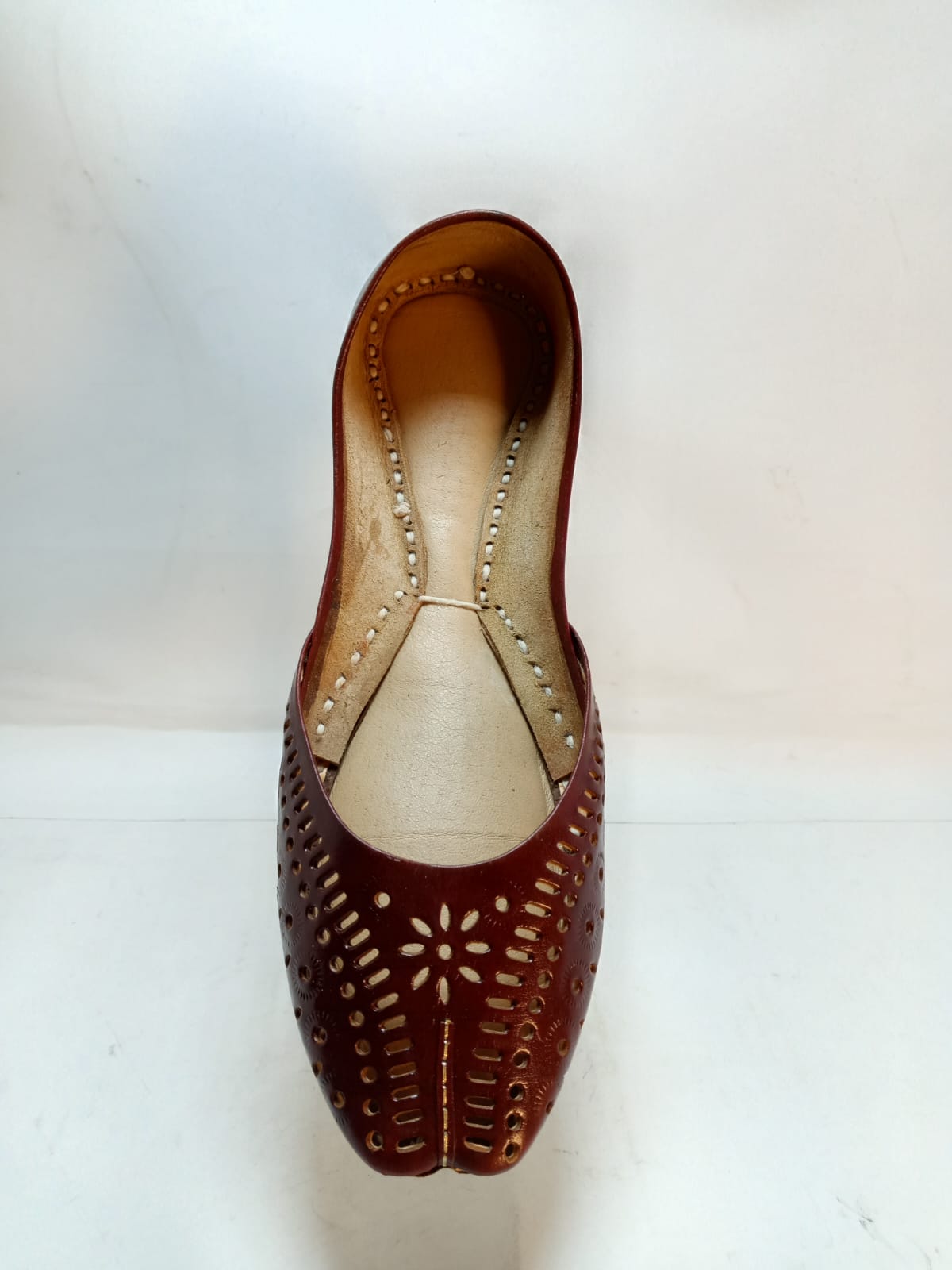 Jeniius Mehr Leather Khussa | Handcrafted Punchwork Flats for Women