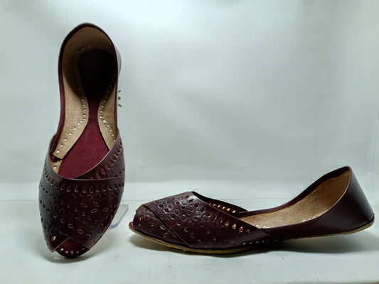 The Jeniius Touch: Hand-Punched Maroon Leather Jutti Khussa Modern & Traditional