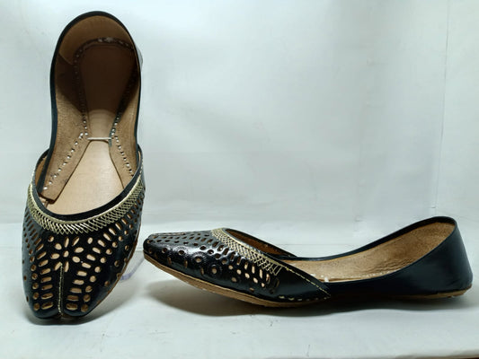 Jeniius 'Laila' Nightfall Khussa | Handcrafted Punchwork Flats