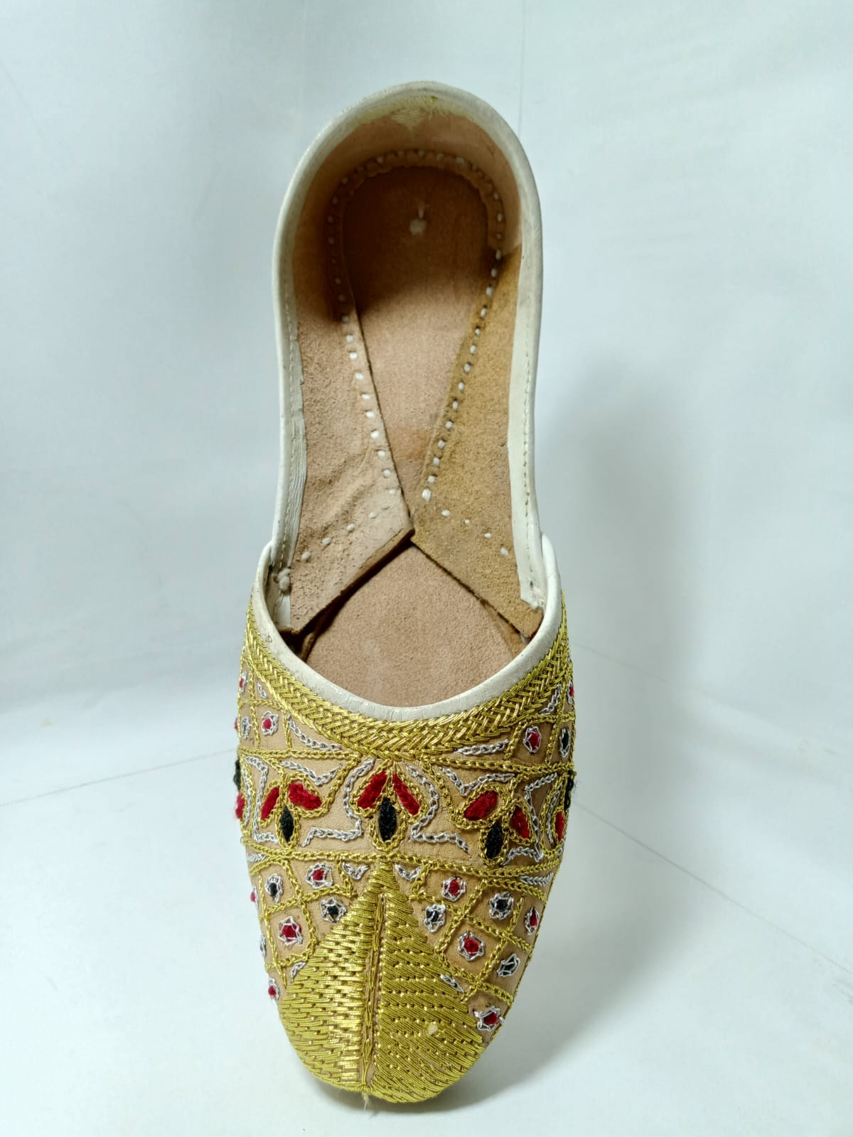 Jeniius "Golden jutti" Embroidered Khussa | Handcrafted Elegance with Gold, Red & Black Accents